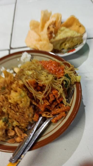 NASI UDUK BETAWI OM GUNDUL