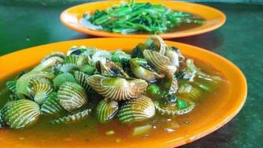 SEAFOOD RONGGOLAWE NUSANTARA