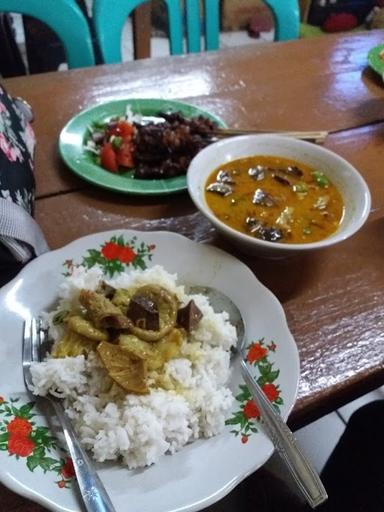 WARUNG SATE SOLO PAK AGUS CIRENDEU