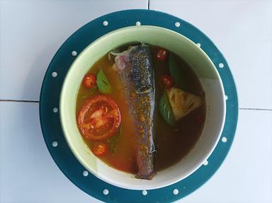 KEDAI SOP IKAN KEN KEN( FISH SOUP FUSION)