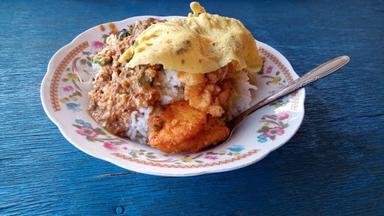 NASI PECEL BUK EMIL