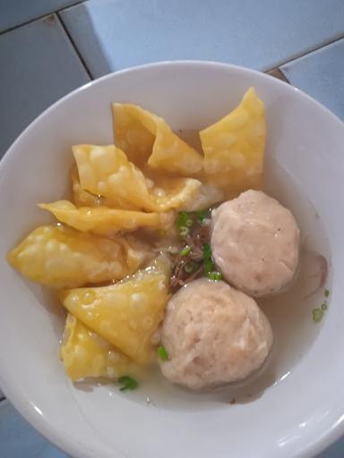 WARUNG BAKSO BAROKAH PAK SULAM (BU KARSITI) GILIMANUK