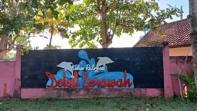 PANTAI DELODBRAWAH