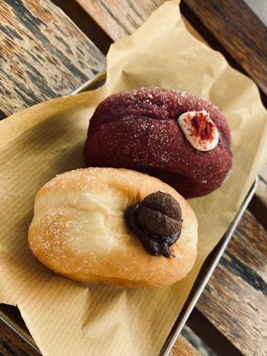 BOMBOLONIS BALI