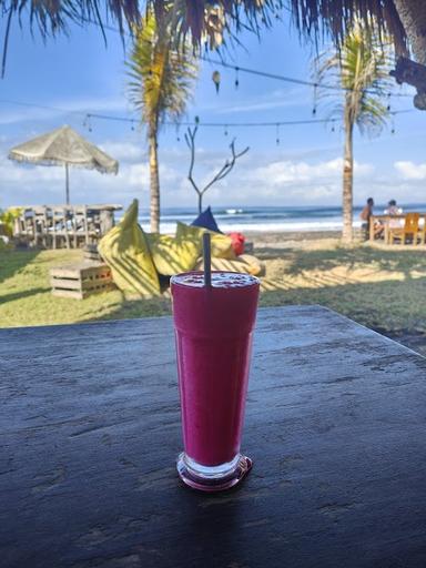 BAMBOO BEACH BAR & RESTAURANT