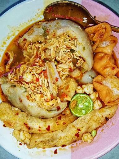 KULINER BANDUNG MENDOYO, ( SEBLAK DAN BASO ACI TERLENGKAP DI JEMBRANA )