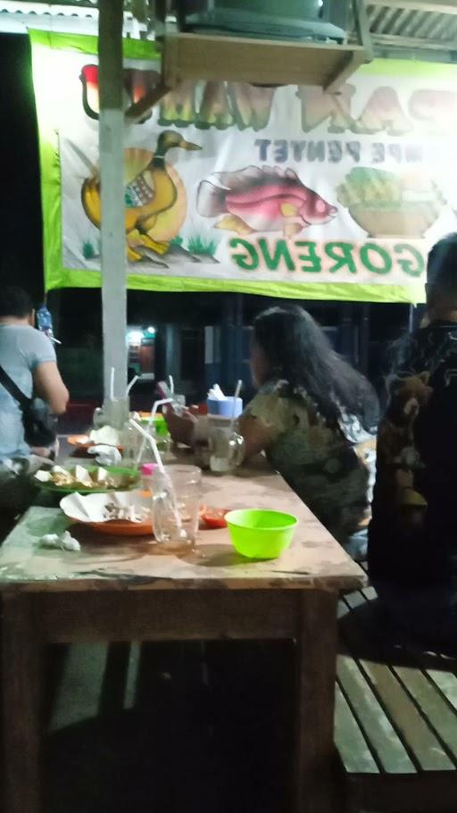 WARUNG LALAPAN WAHYU