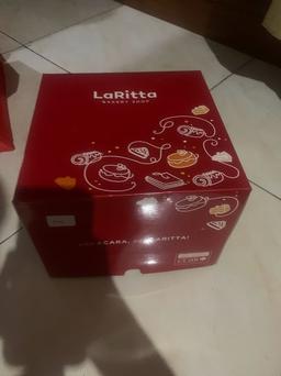 LARITTA BAKERY - MENGANTI