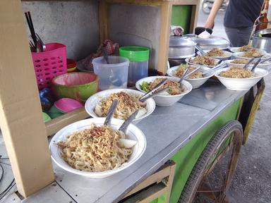 BAKSO ARJUNO , PANGSIT JAKARTA