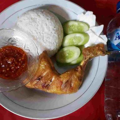 ANEKA NASI TEMPONG GUMITIR