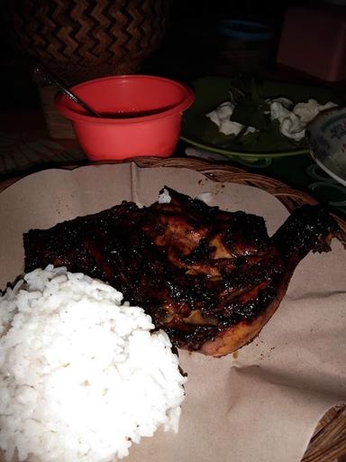 AYAM BAKAR SARI RASA