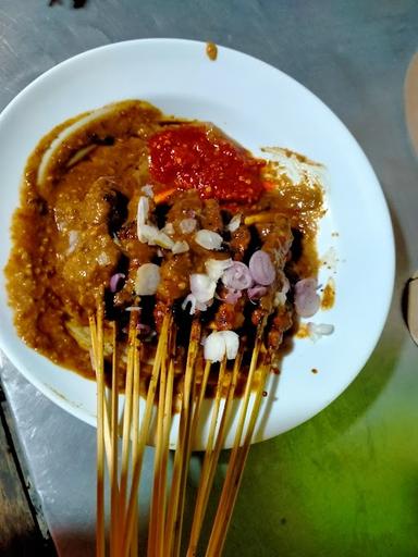 WARUNG SATE AYAM REMAJANE MADURA