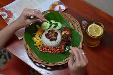 KEDAI NYONYA BALI