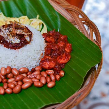 KEDAI NYONYA BALI