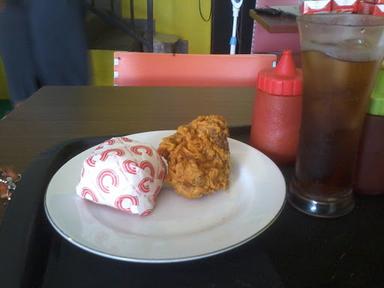 KING'S FRIED CHICKEN MENGWITANI