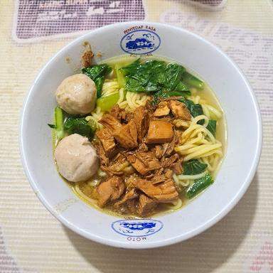 MIE AYAM CEKER TELOR & BAKSO AYAM PAK MIDIN