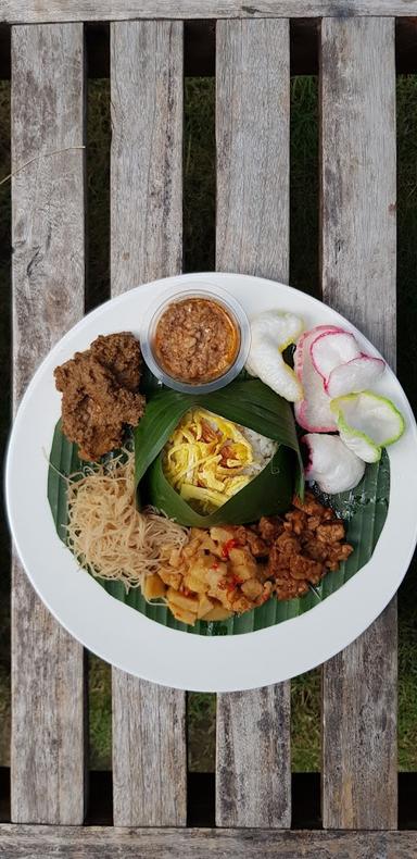 NASI UDUK RONGGUR