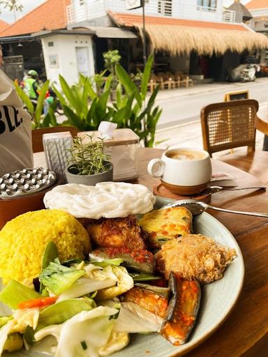 RASA KITCHEN - CANGGU BALI CAFE & LOCAL FOOD