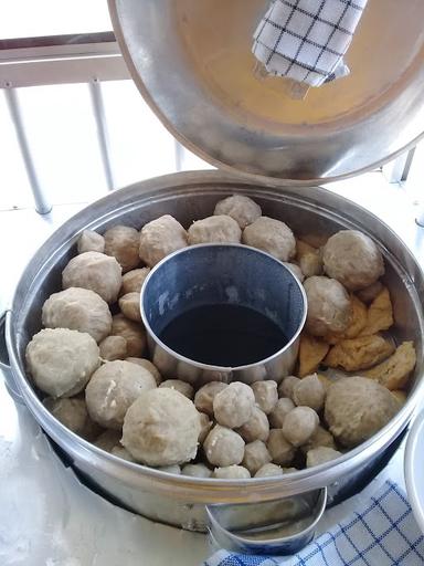 WARUNG BAKSO & MIE AYAM MAS DAR