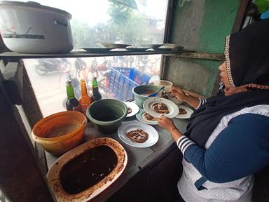 WARUNG MUSLIM SATE MADURA