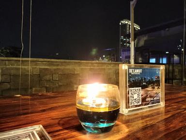 DE'LANGIT ROOFTOP BAR