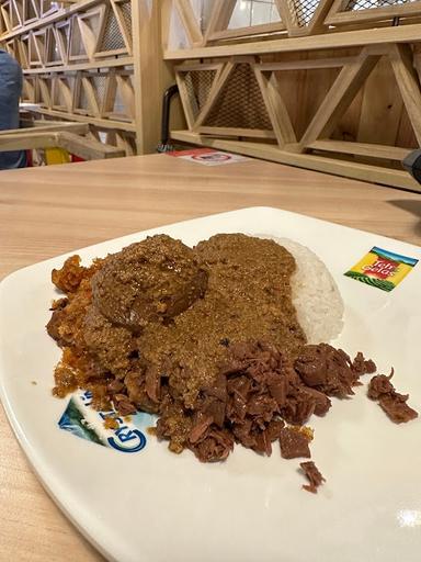 GUDEG YU DJUM, SARINAH