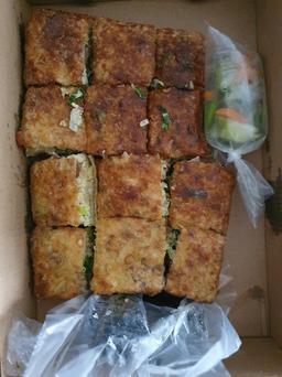 MARTABAK PIZZA ORINS JALAN TAMBAK