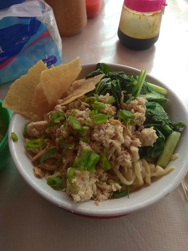 MIE AYAM BANG UYUNG