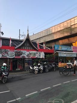 RESTORAN SEDERHANA MASAKAN PADANG