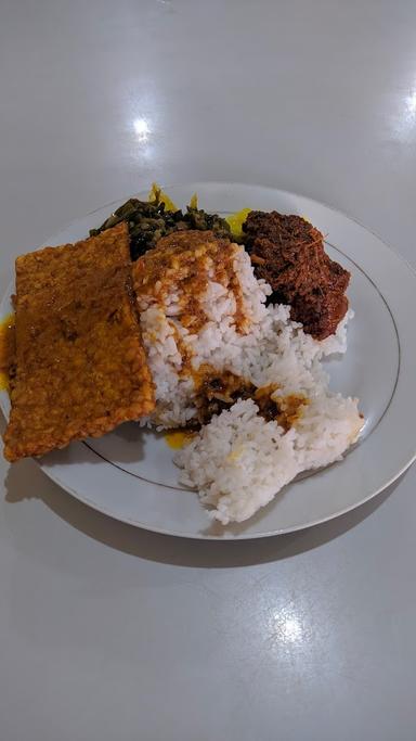 RUMAH MAKAN CAHAYA BARU