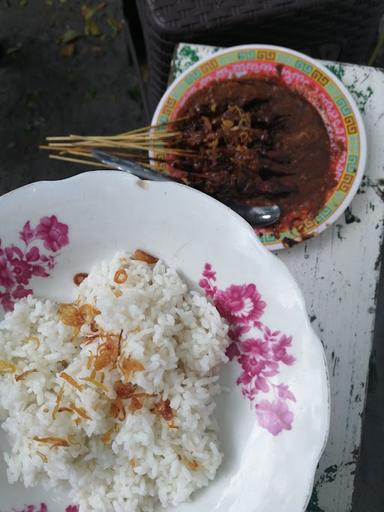 SATE AYAM & SOTO AYAM MADURA