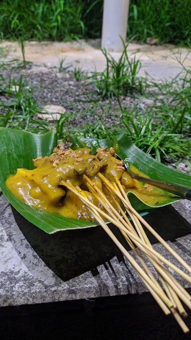 SATE PADANG