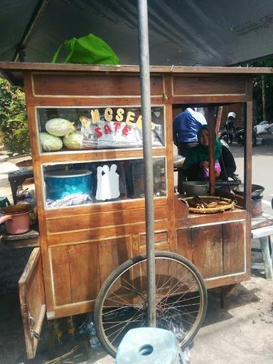 TONGSENG & SATE CIASEM