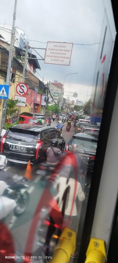 WARTEG WARUNG MAKAN SEDERHANA