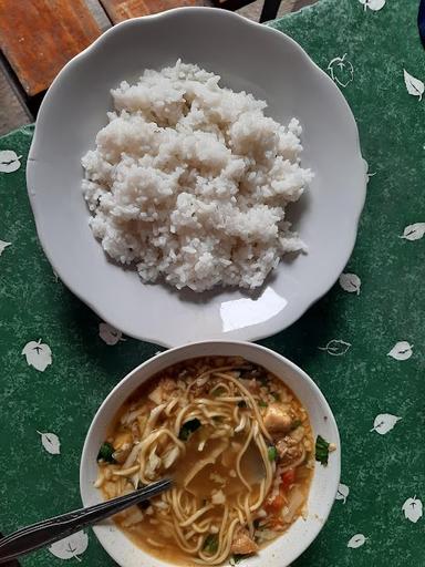 WARUNG SOTO BANG NUR