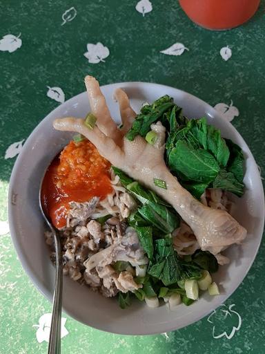 WARUNG SOTO BANG NUR