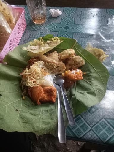 WARUNG NASI PECEL DAN UDUK