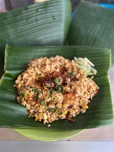 BAKMI JAWA DAN NASI GORENG YU LASTRI