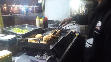 BURGER MECDY'S BURGER ENAK JAMAN DULU KEKINIAN