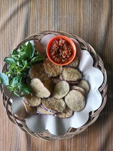 PECEL LELE SELERA SPECIAL NASI UDUK