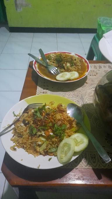 WARUNG BAKMI DAN NASI GORENG PAK RATNO