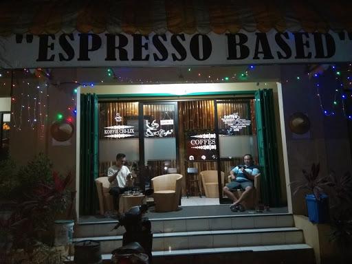 CHILIQUE COFFEE SHOP TERAS BALI