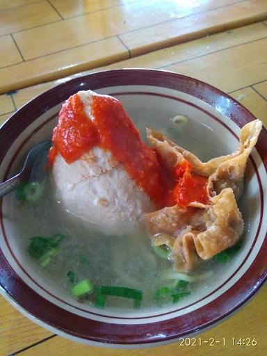 BAKSO MALANG CAK NUN