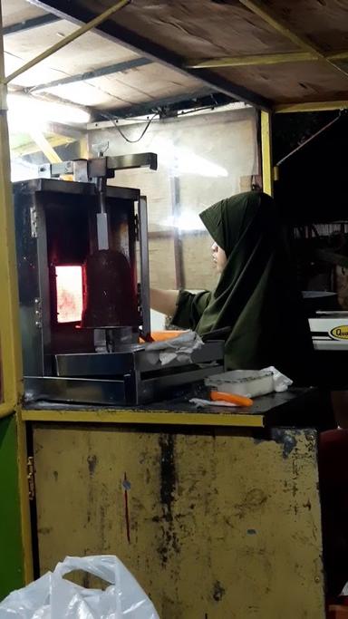 IZZOEL KEBAB JATISARI