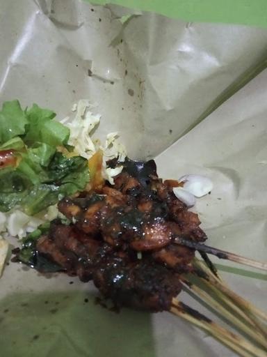 SATE AYAM & KAMBING MADURA CAK SO