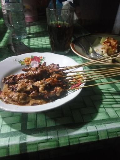 SATE AYAM & SATE KAMBING CAK HASAN