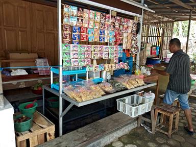 BERANEKA JUICE BUAH & SUP BUAH