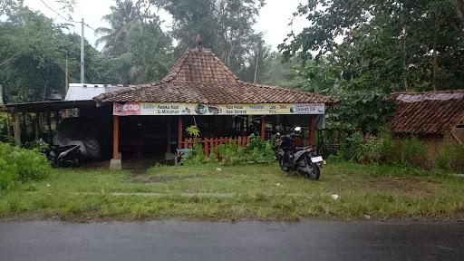 WARUNG KOPI SEDULUR