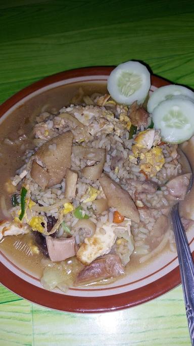 BAKMI JAWA DAN NASI GORENG CINDELARAS KALIBAWANG ( CABANG SRUMBUNG MAGELANG)