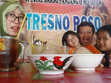 BAKSO PANJANG & MIE AYAM TRESNO ROSO